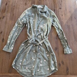 3/27$ H&M Kids Green Dress with Bird Pattern size 10
